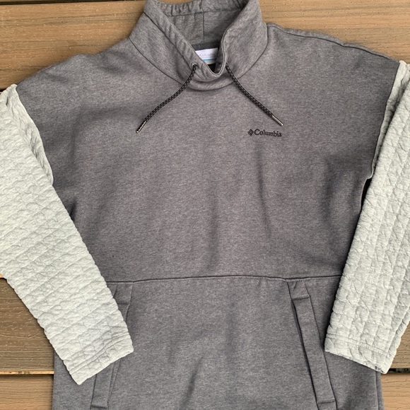 COLUMBIA GRAY AND CREAM OVERSIZED FUNNEL NECK PULLOVER SWEATSHIRT SIZE XS - Picture 2 of 7